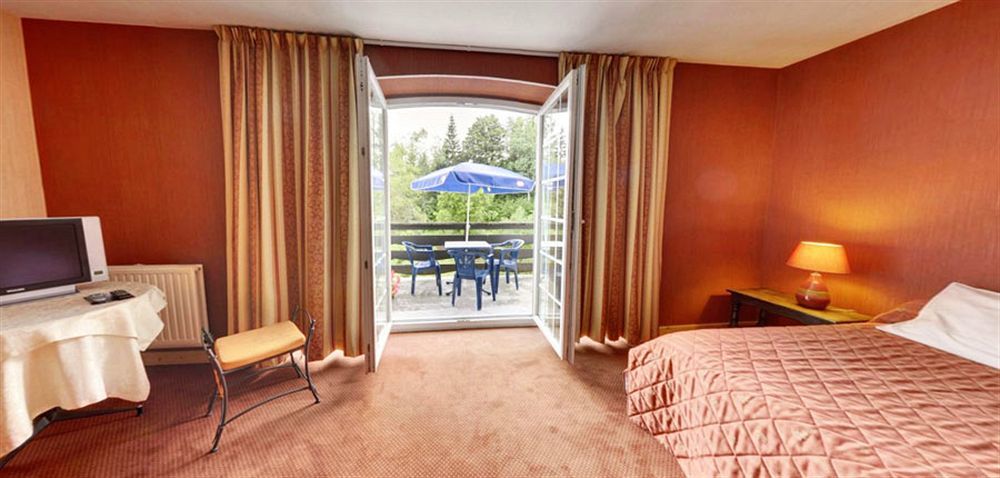 Aux Truites Bleues Hotel Fort-du-Plasne ภายนอก รูปภาพ