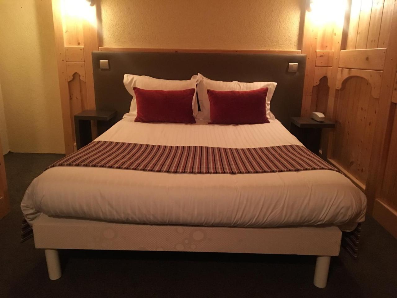 Aux Truites Bleues Hotel Fort-du-Plasne ภายนอก รูปภาพ
